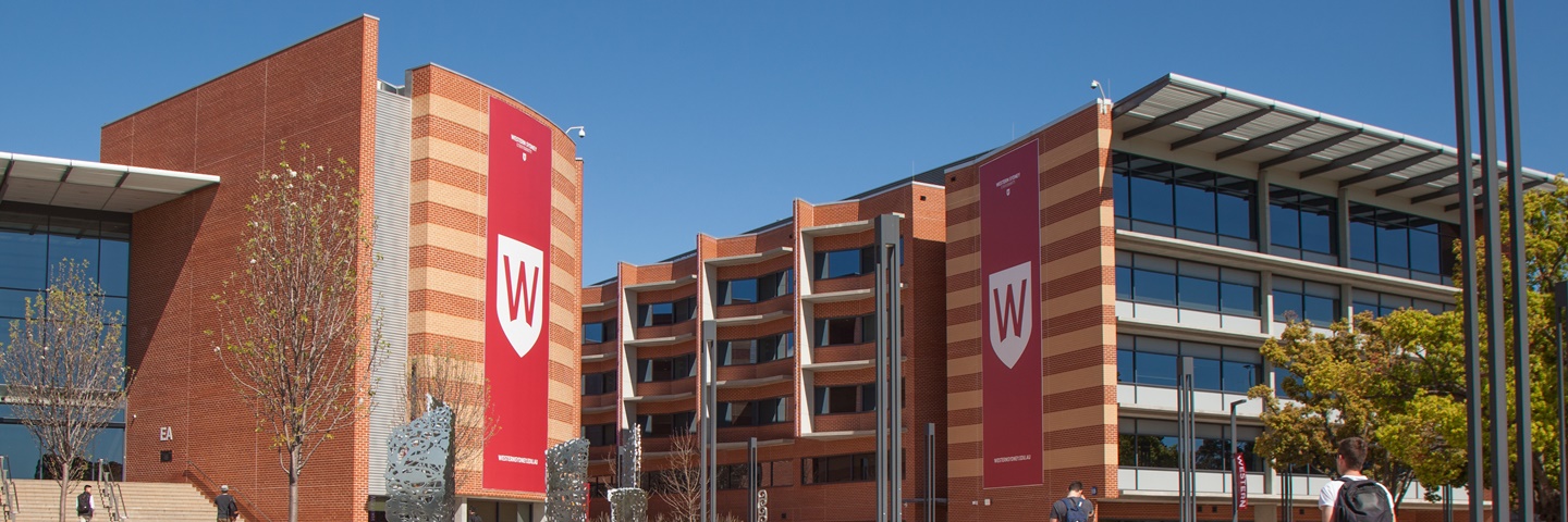 Global Pathways chuong trinh Western Sydney Global Pathways 1.5+1.5