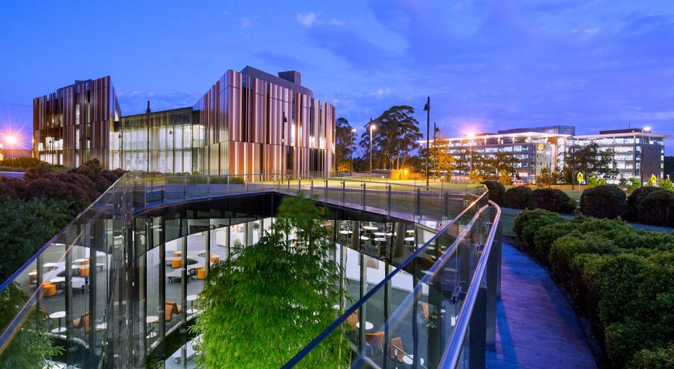 Đại học Macquarie tọa lạc tại "thung lũng sillicon" của Úc Đại học Macquarie thuộc top 1% Đại học xuất sắc nhất thế giới