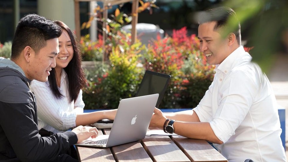 Sinh viên bậc Tiến sĩ tập trung vào các nghiên cứu chuyên sâu