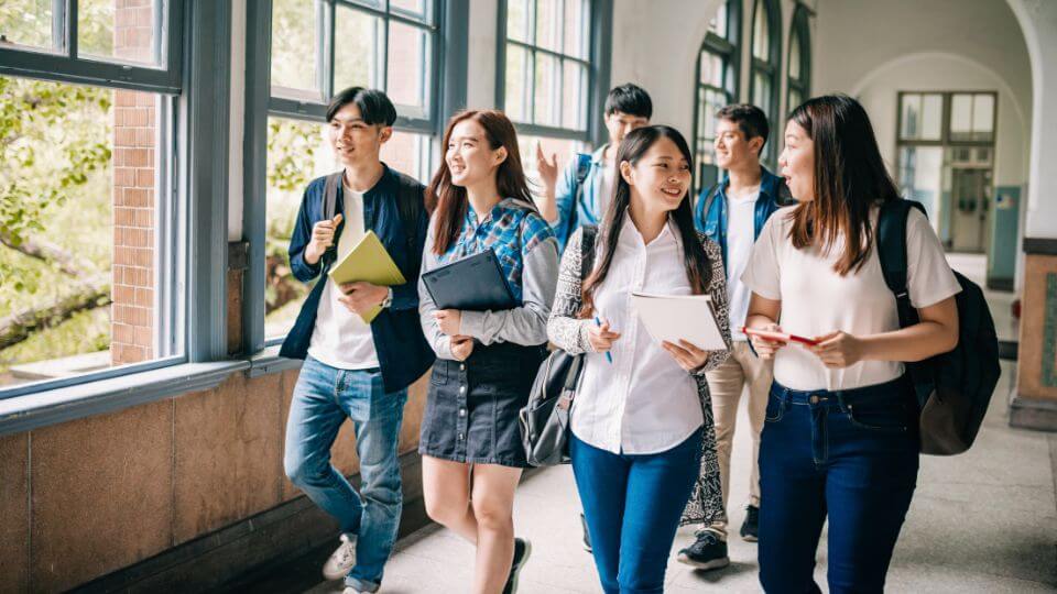 Hồ sơ du học Úc không quá phức tạp