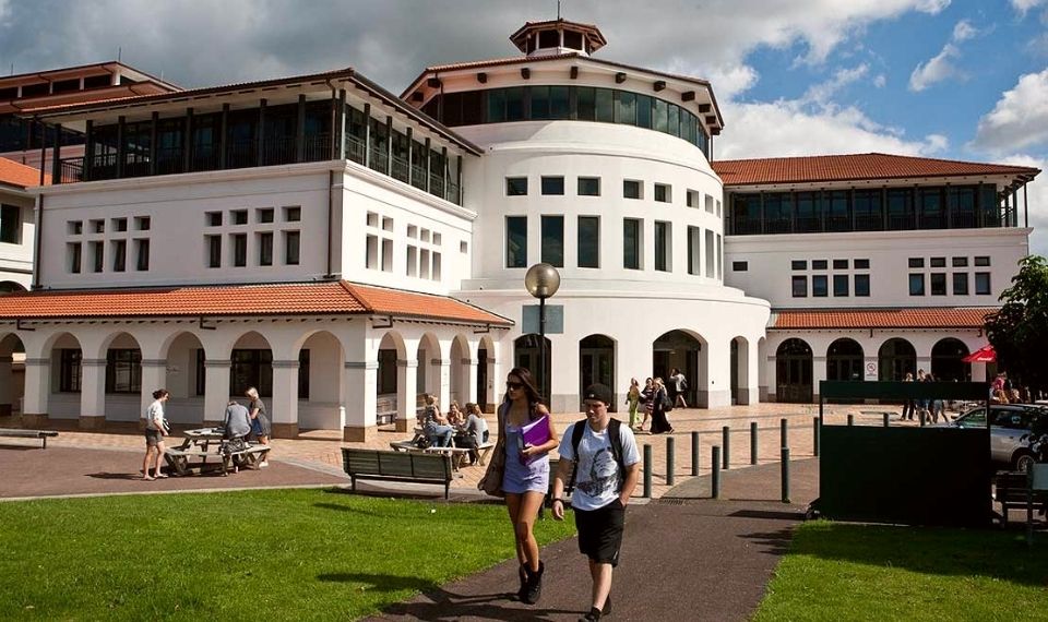 Đại học Massey cung cấp nhiều chương trình đào tạo lĩnh vực kinh doanh, nhân sự. Đại học Massey cung cấp nhiều chương trình đào tạo lĩnh vực kinh doanh, nhân sự.