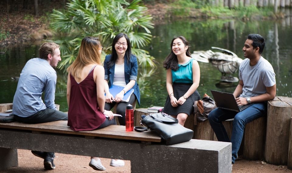 Đại học Wollongong có khuôn viên trường đẹp nhất nước Úc.