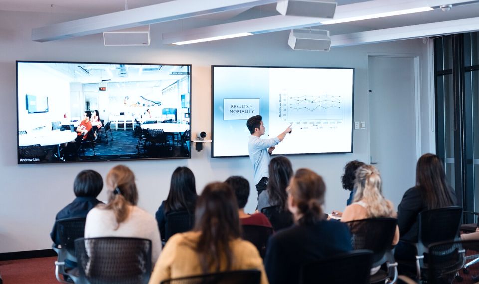 Đại học Monash cho phép sinh viên thiết kế chương trình học phù hợp với mình.