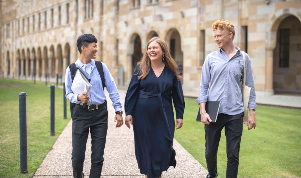 Đại học Queensland sẽ tư vấn du học Úc 2023 tại Tháng sự kiện Shine With Australia.