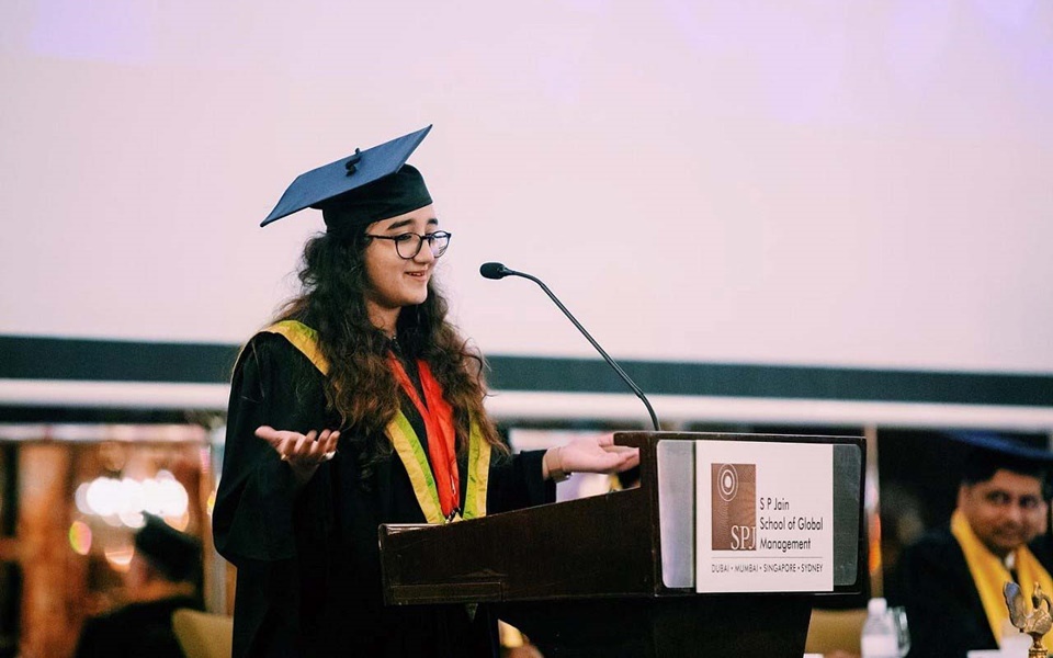 Sinh viên tốt nghiệp trường SP Jain