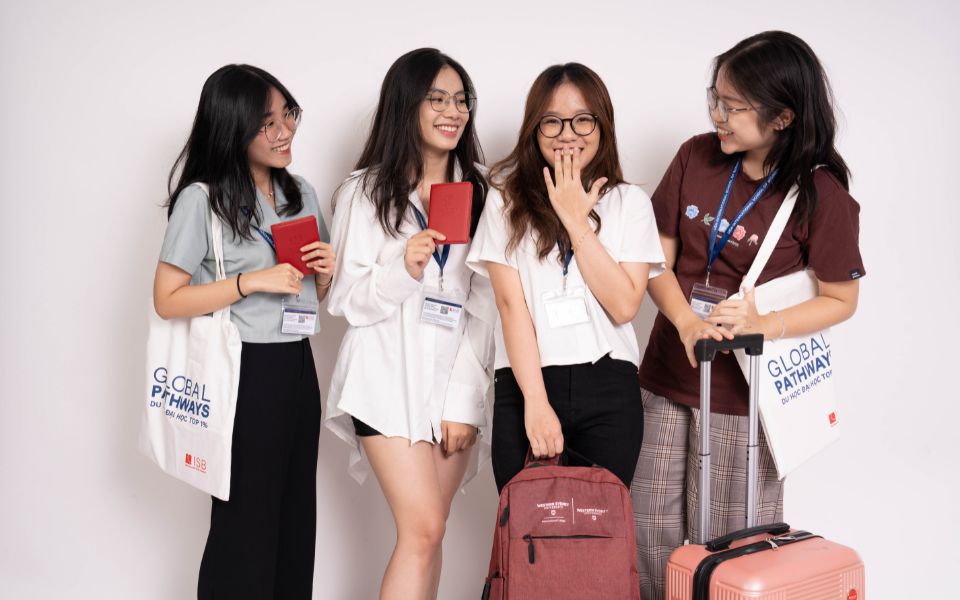 Sinh viên Global Pathways