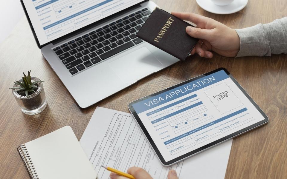 Chi phí du học toàn phần Úc sẽ bao gồm chi phí làm hồ sơ visa du học