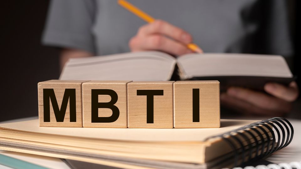 Trắc nghiệm MBTI rất phổ biến trong giới trẻ Trắc nghiệm MBTI rất phổ biến trong giới trẻ