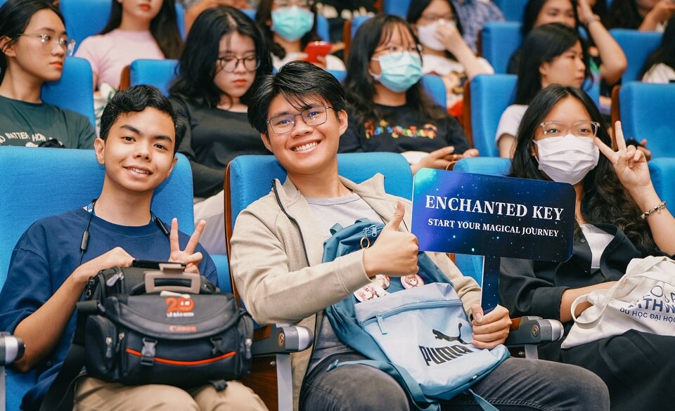 Tuần lễ định hướng 2023 diễn ra trong không khí hào hứng của các bạn tân sinh viên Tuần lễ định hướng 2023 diễn ra trong không khí hào hứng của các bạn tân sinh viên