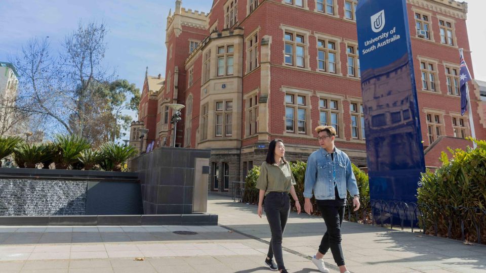 UniSA thuộc top 326 Đại học xuất sắc nhất thế giới (theo QS World University Rankings, 2024)