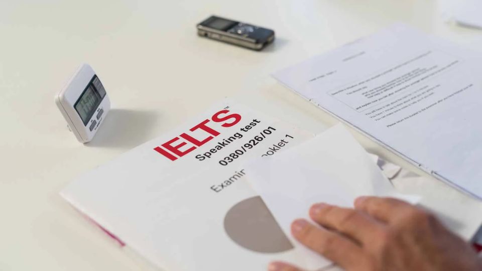Bài thi nói IELTS