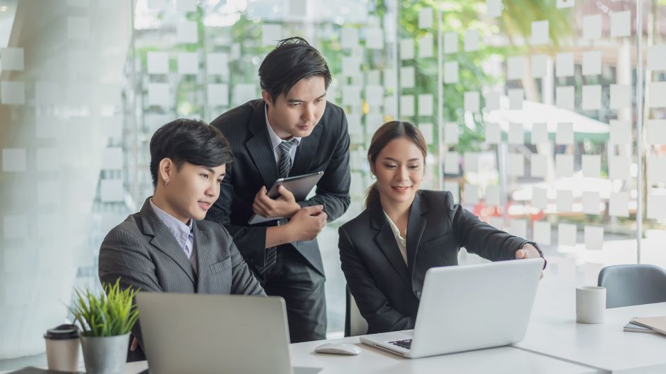 Ngành Kinh doanh - quản lý thu hút nhiều bạn nữ theo học Ngành Kinh doanh - quản lý thu hút nhiều bạn nữ theo học