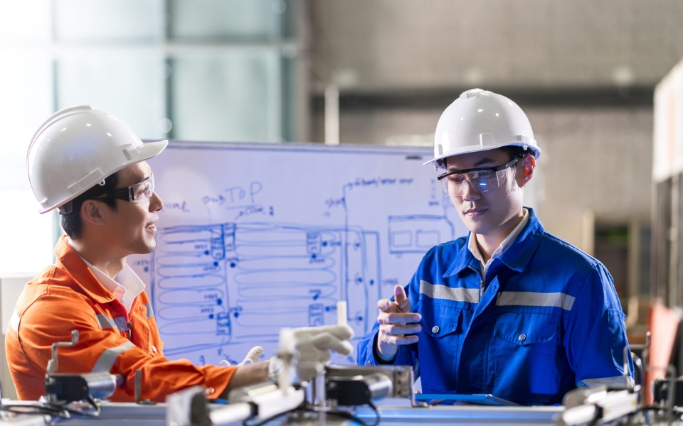 Nhóm ngành Kỹ thuật & Công nghệ