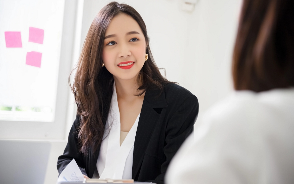 Tìm kiếm sự hỗ trợ từ luật sư