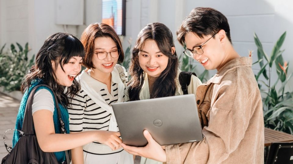 sinh viên Global Pathways