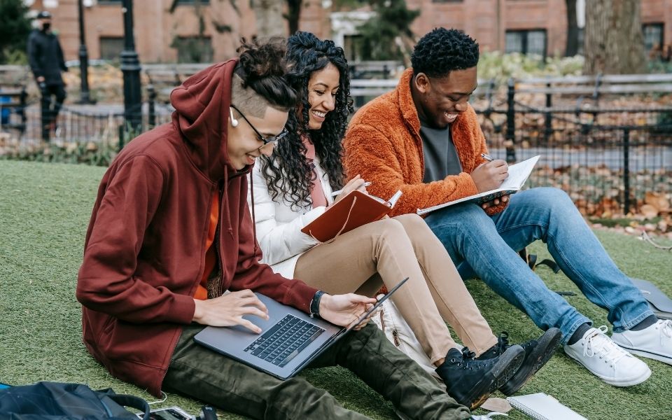 Du học sinh tại Úc hoặc New Zealand