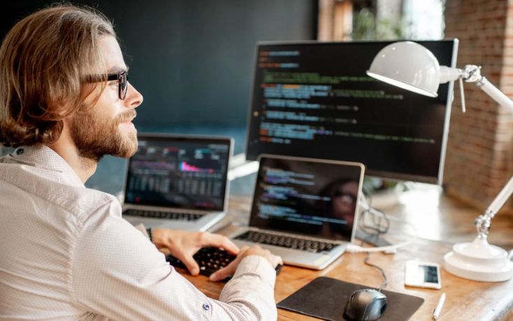 Du học Úc ngành IT thường xuyên nằm trong danh sách định cư ưu tiên